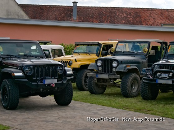 Jeep Clevercreek Rednecks