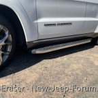 Trittbretter am Grand Cherokee Summit