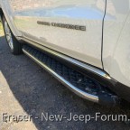 Trittbretter am Grand Cherokee Summit